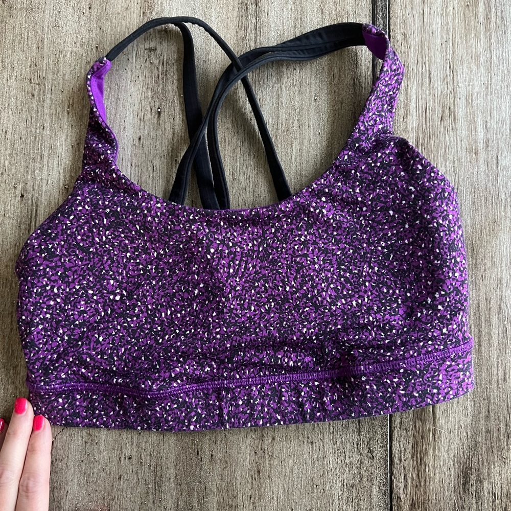 Lululemon bra size 4